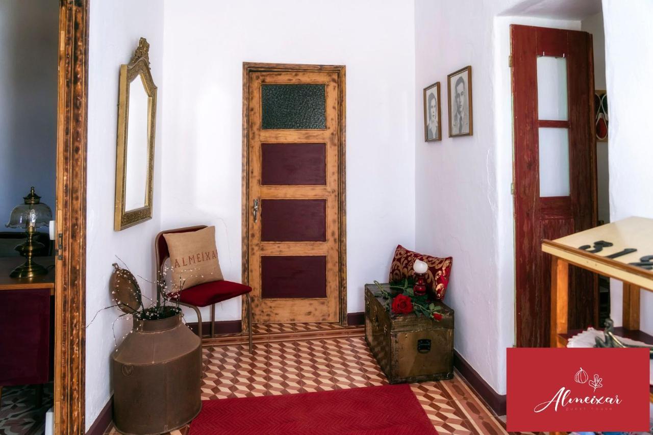Almeixar Farm stay *