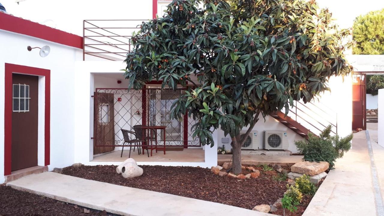 Farm stay Almeixar Almancil